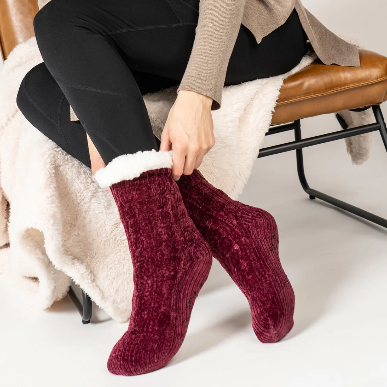 Beyond Soft Slipper Socks - Womens