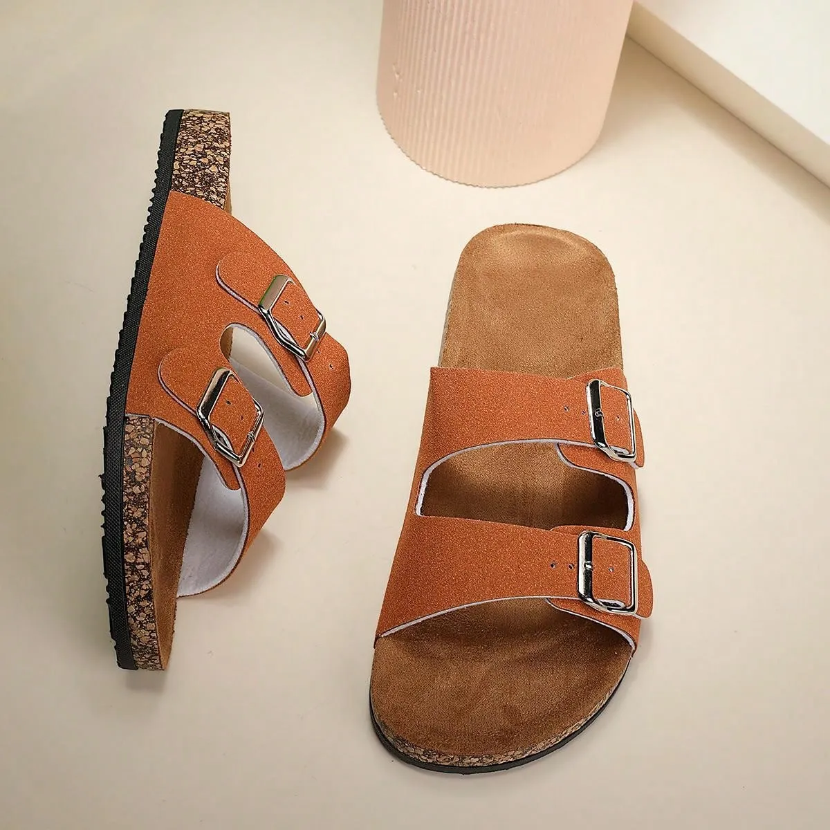 Fashionable Flat Cork Slippers With Buckle, Leisurely Style For Summer, Unisex Beach Sandals With Single Buckle For Outdoor Casual Wear