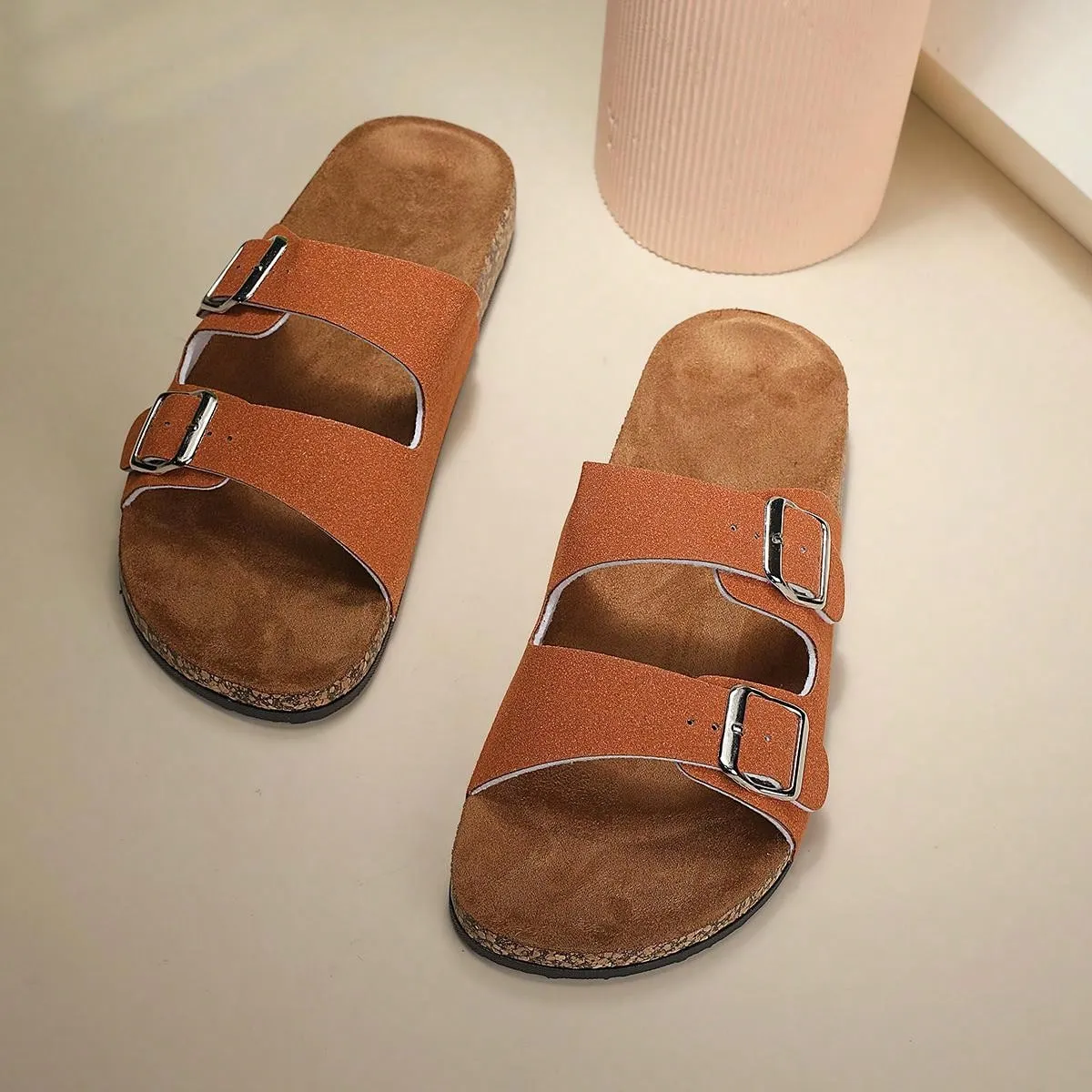 Fashionable Flat Cork Slippers With Buckle, Leisurely Style For Summer, Unisex Beach Sandals With Single Buckle For Outdoor Casual Wear