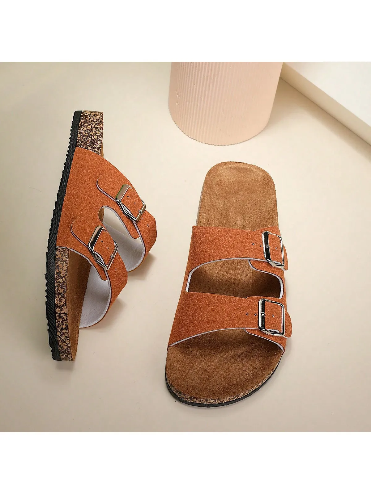 Fashionable Flat Cork Slippers With Buckle, Leisurely Style For Summer, Unisex Beach Sandals With Single Buckle For Outdoor Casual Wear